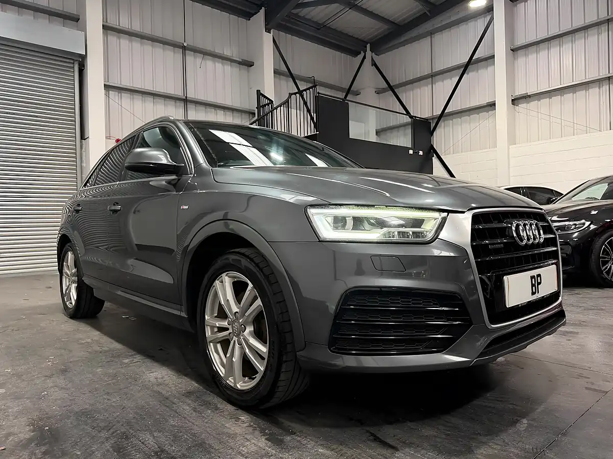 Used 2016 Audi Q3 S Line Grey - Front View