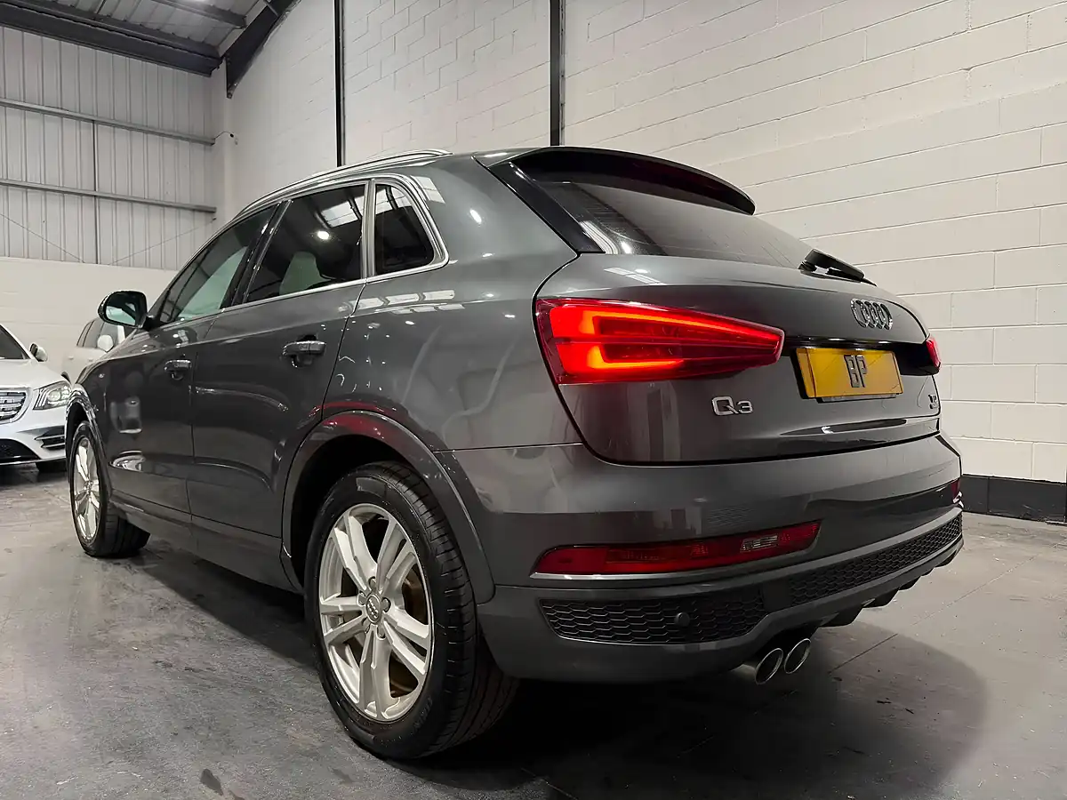 Used 2016 Audi Q3 S Line Grey - Interior and Exterior details 4