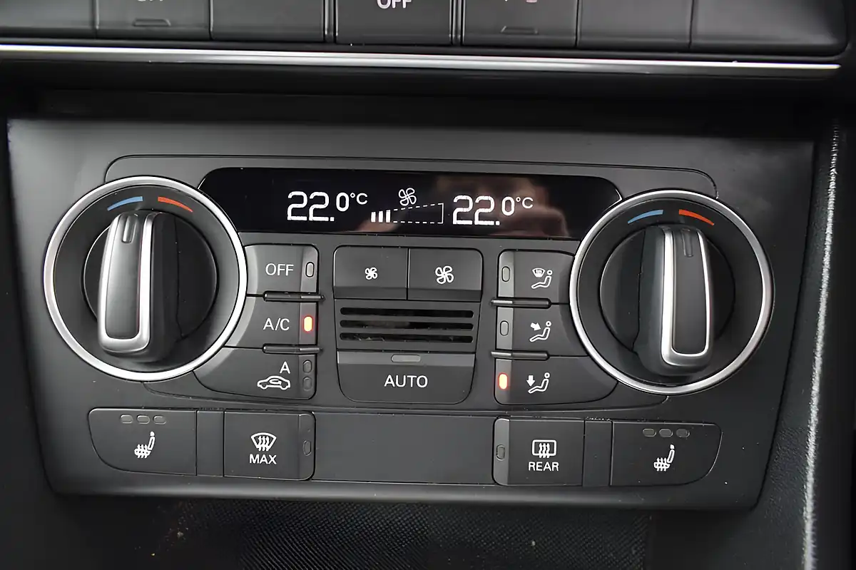 Used 2016 Audi Q3 S Line Plus Black - Interior and Exterior details 12