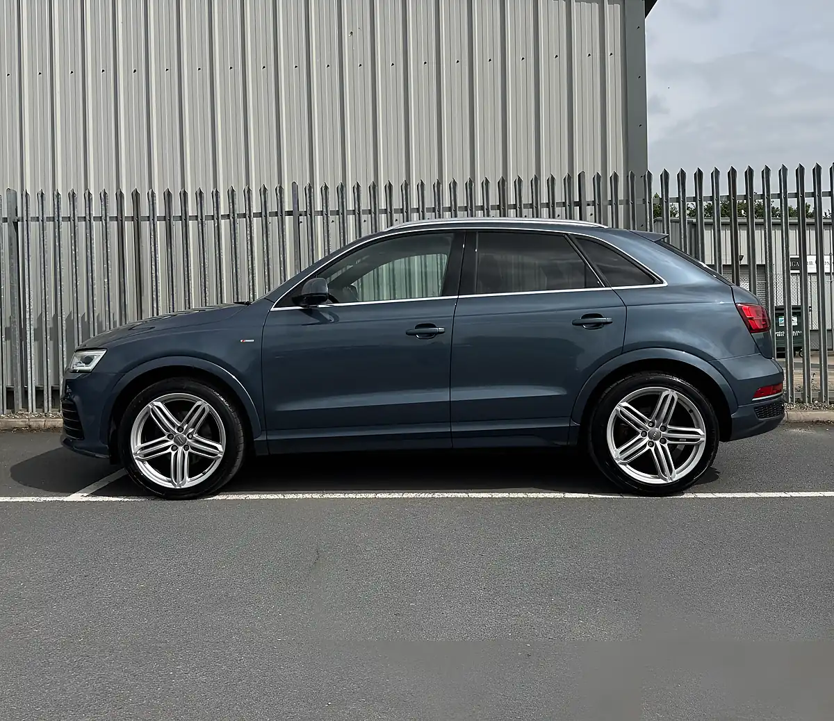 Used 2016 Audi Q3 S Line Plus Blue - Interior and Exterior details 8