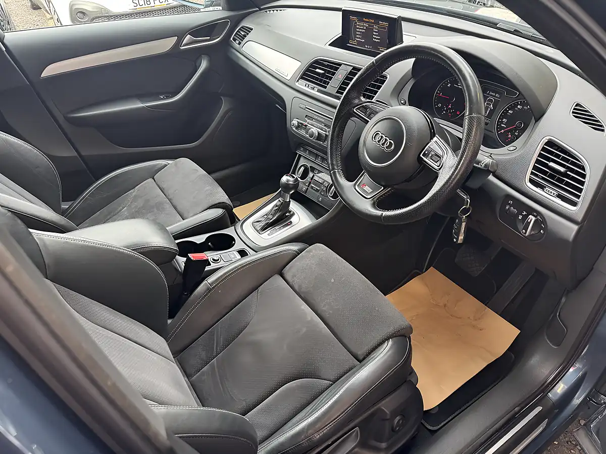Used 2016 Audi Q3 S Line Plus Blue - Interior and Exterior details 9