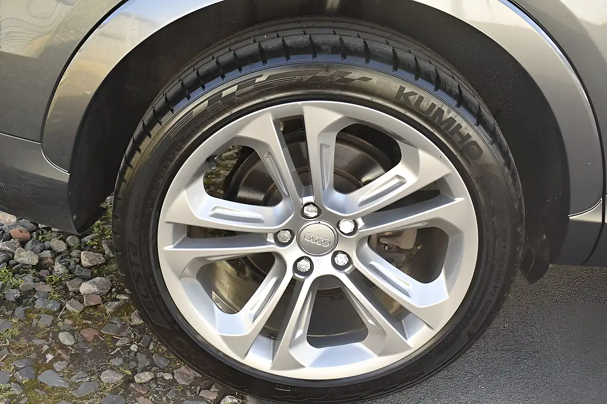 Used 2016 Audi Q3 S Line Plus Daytona Grey - Interior and Exterior details 5