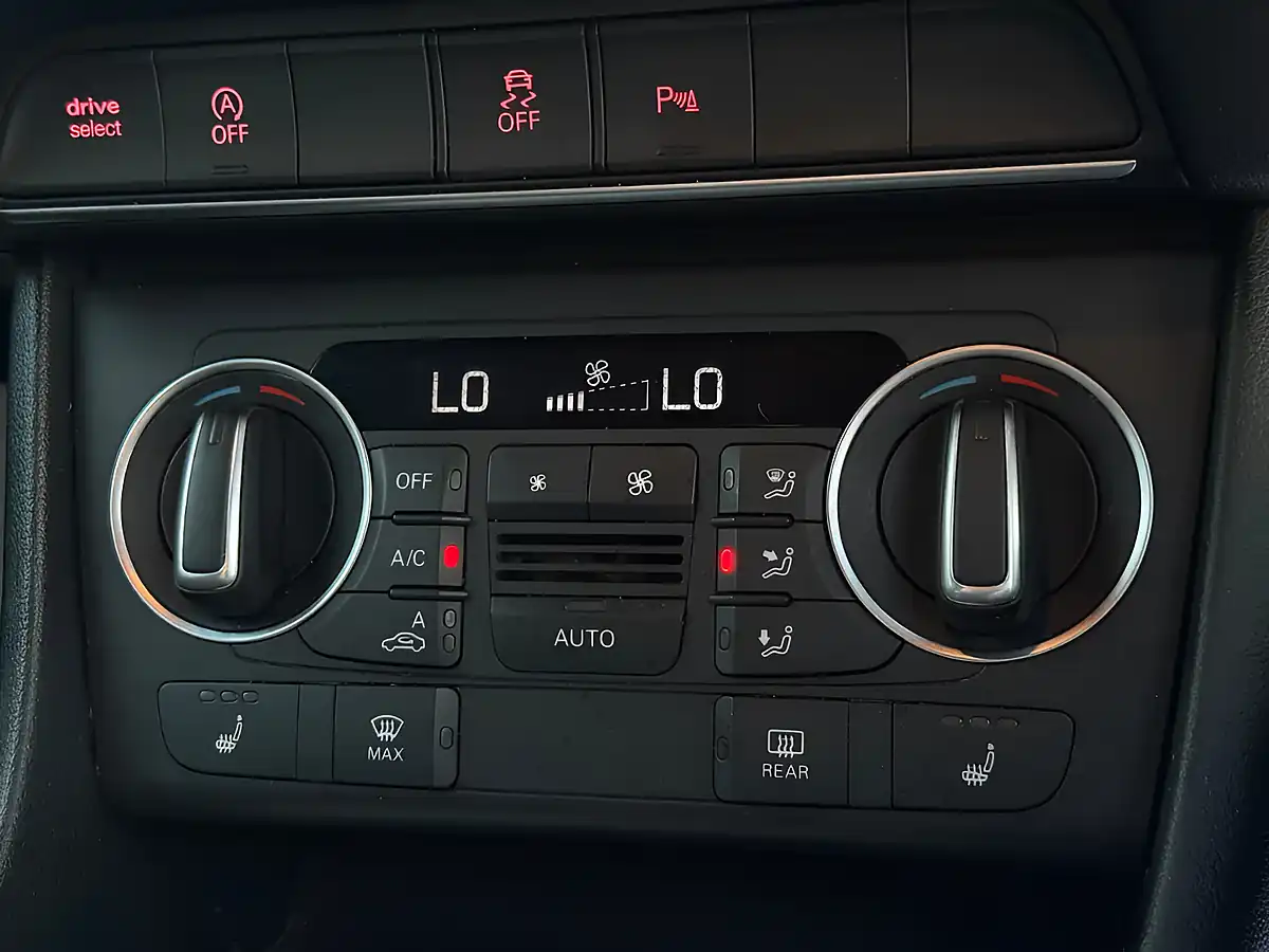 Used 2016 Audi Q3 S Line Plus Grey - Interior and Exterior details 17