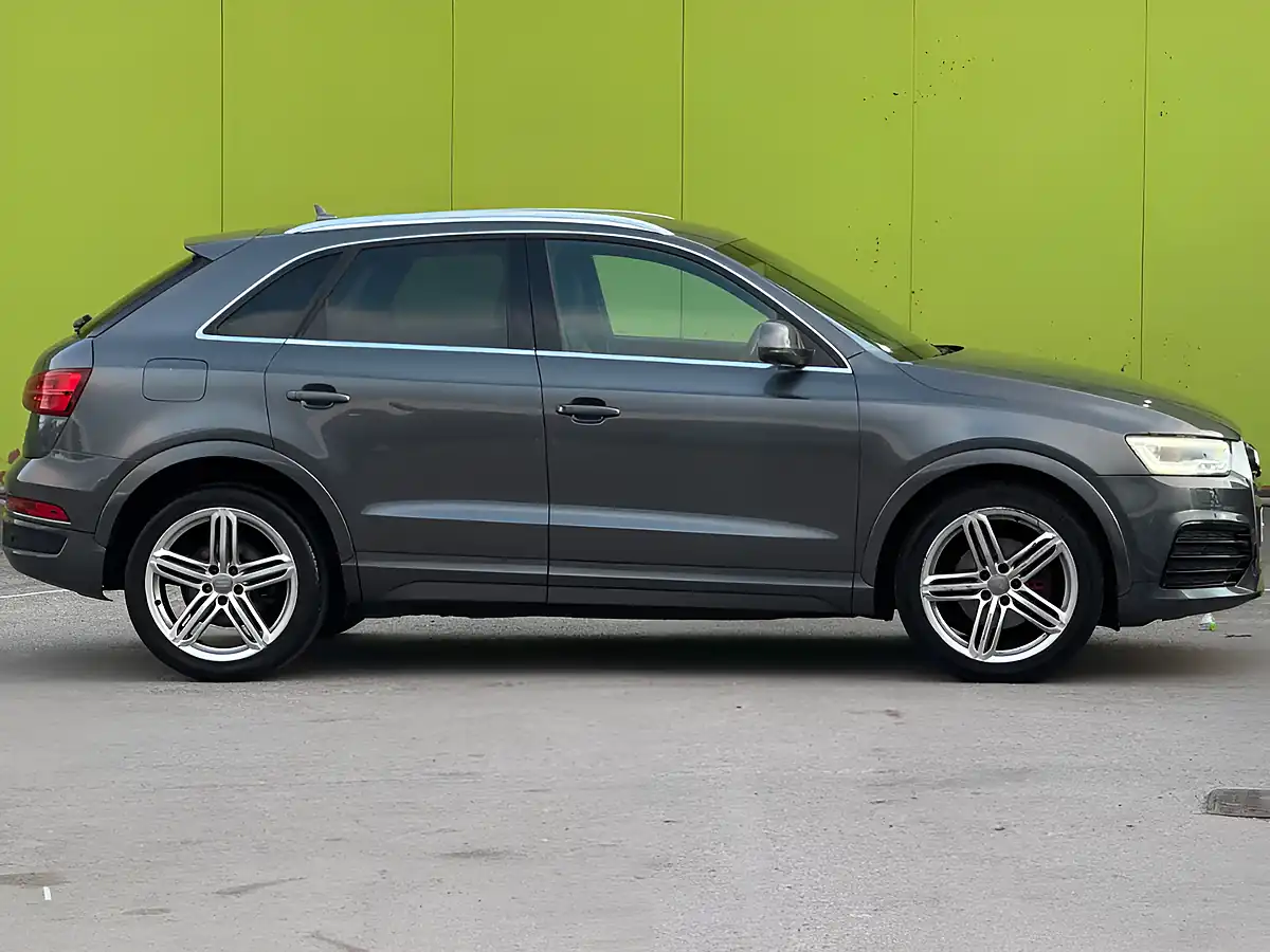 Used 2016 Audi Q3 S Line Plus Grey - Interior and Exterior details 8