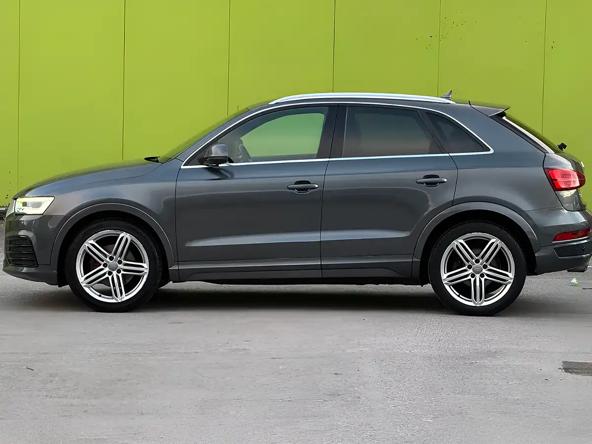 Used 2016 Audi Q3 S Line Plus Grey - Interior and Exterior details 9