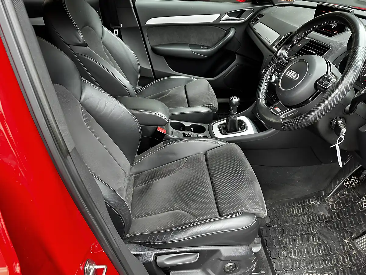 Used 2016 Audi Q3 S Line Plus Red - Interior and Exterior details 3