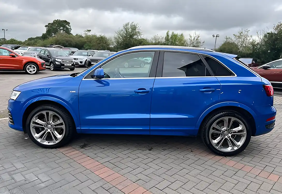 Used 2016 Audi Q3 S Line Plus Sprint Blue Pearl - Interior and Exterior details 9