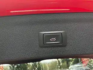 Used 2016 Audi Q3 S Line+ Red - Interior and Exterior details 11