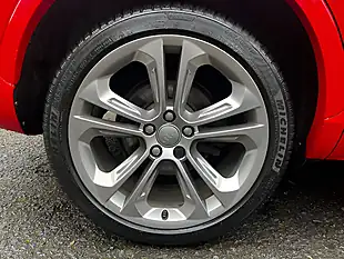 Used 2016 Audi Q3 S Line+ Red - Interior and Exterior details 9
