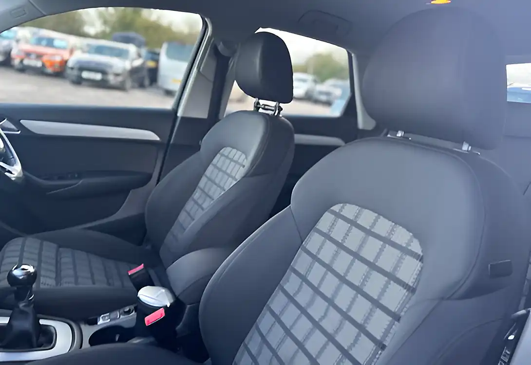 Used 2016 Audi Q3 Se White - Interior and Exterior details 16