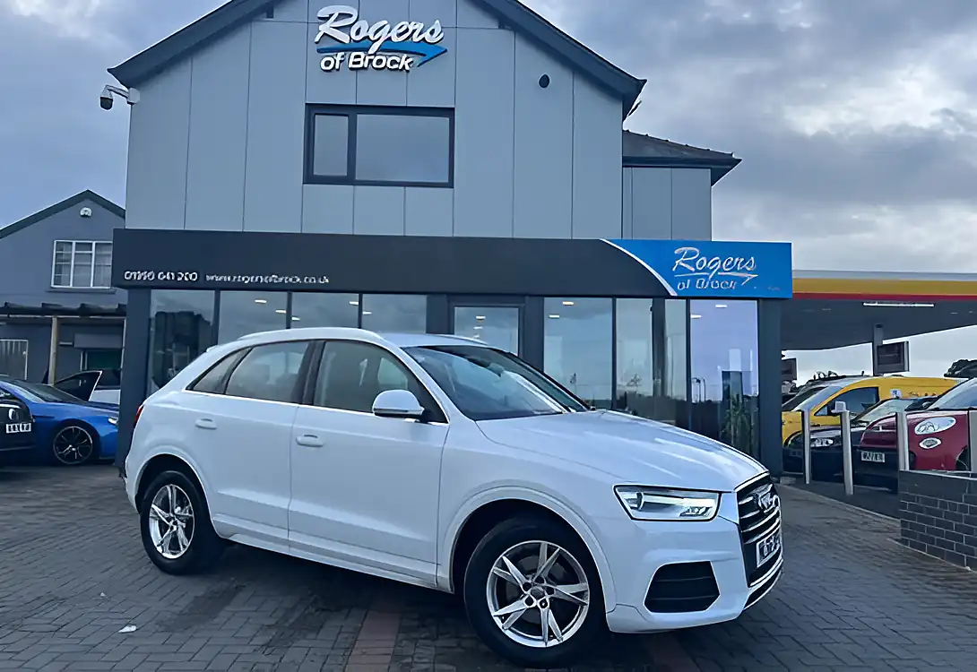 Used 2016 Audi Q3 Se White - Interior and Exterior details 2