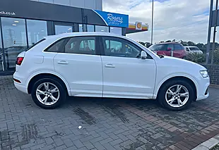 Used 2016 Audi Q3 Se White - Interior and Exterior details 9