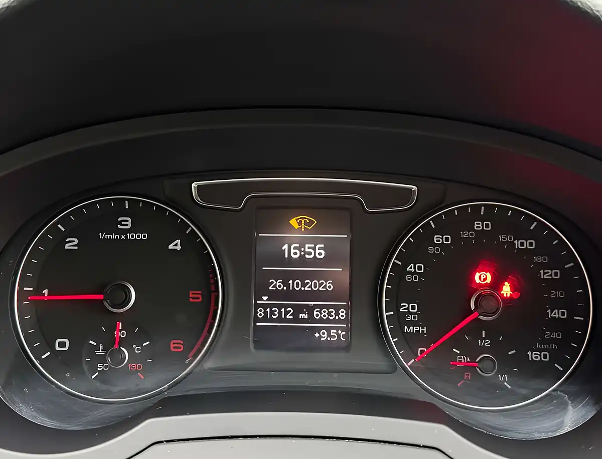 Used 2016 Audi Q3 Sport Misano Red - Interior and Exterior details 11