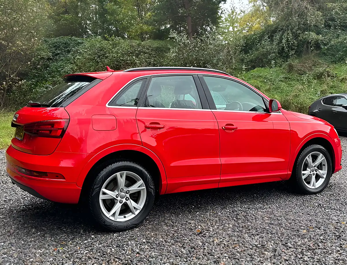 Used 2016 Audi Q3 Sport Misano Red - Interior and Exterior details 3