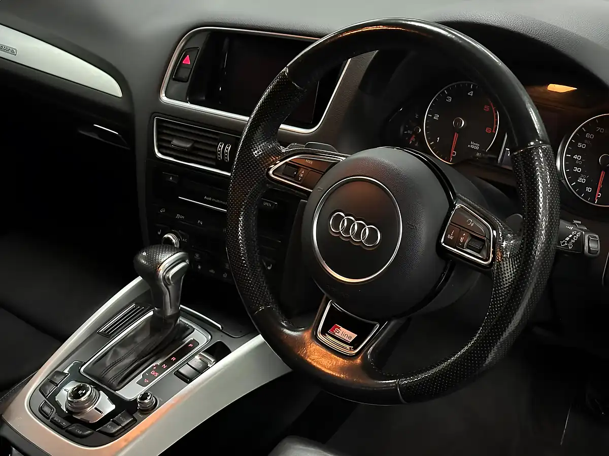 Used 2016 Audi Q5 S Line Plus Blue - Interior and Exterior details 12