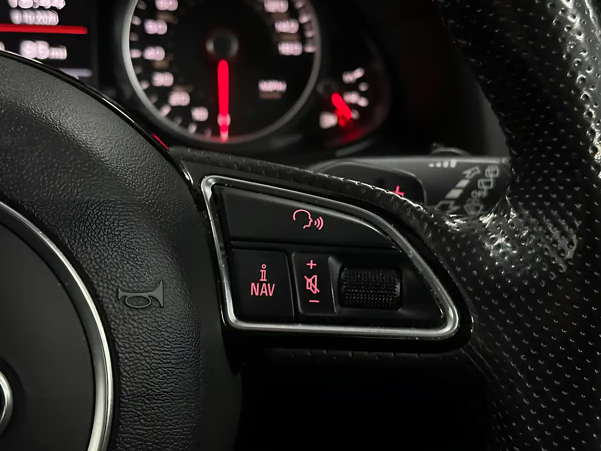 Used 2016 Audi Q5 S Line Plus Blue - Interior and Exterior details 17