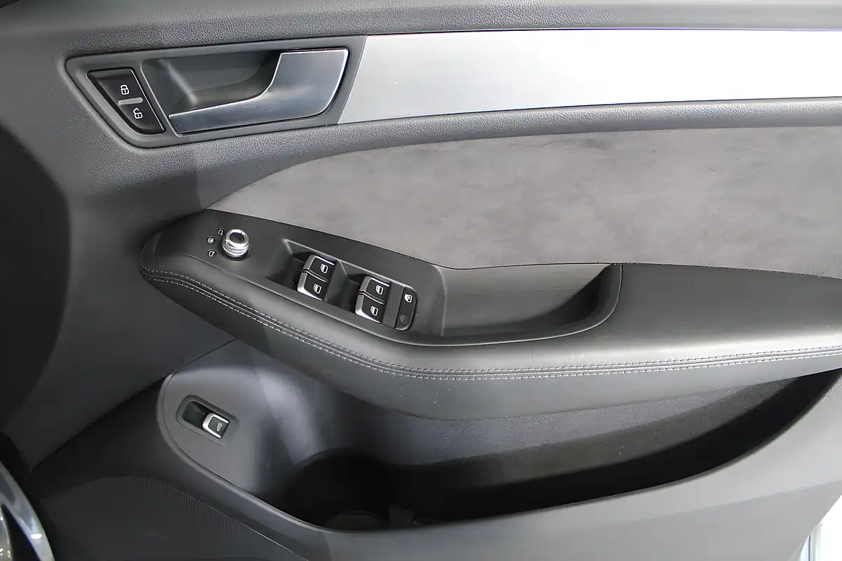 Used 2016 Audi Q5 S Line Plus Grey - Interior and Exterior details 17