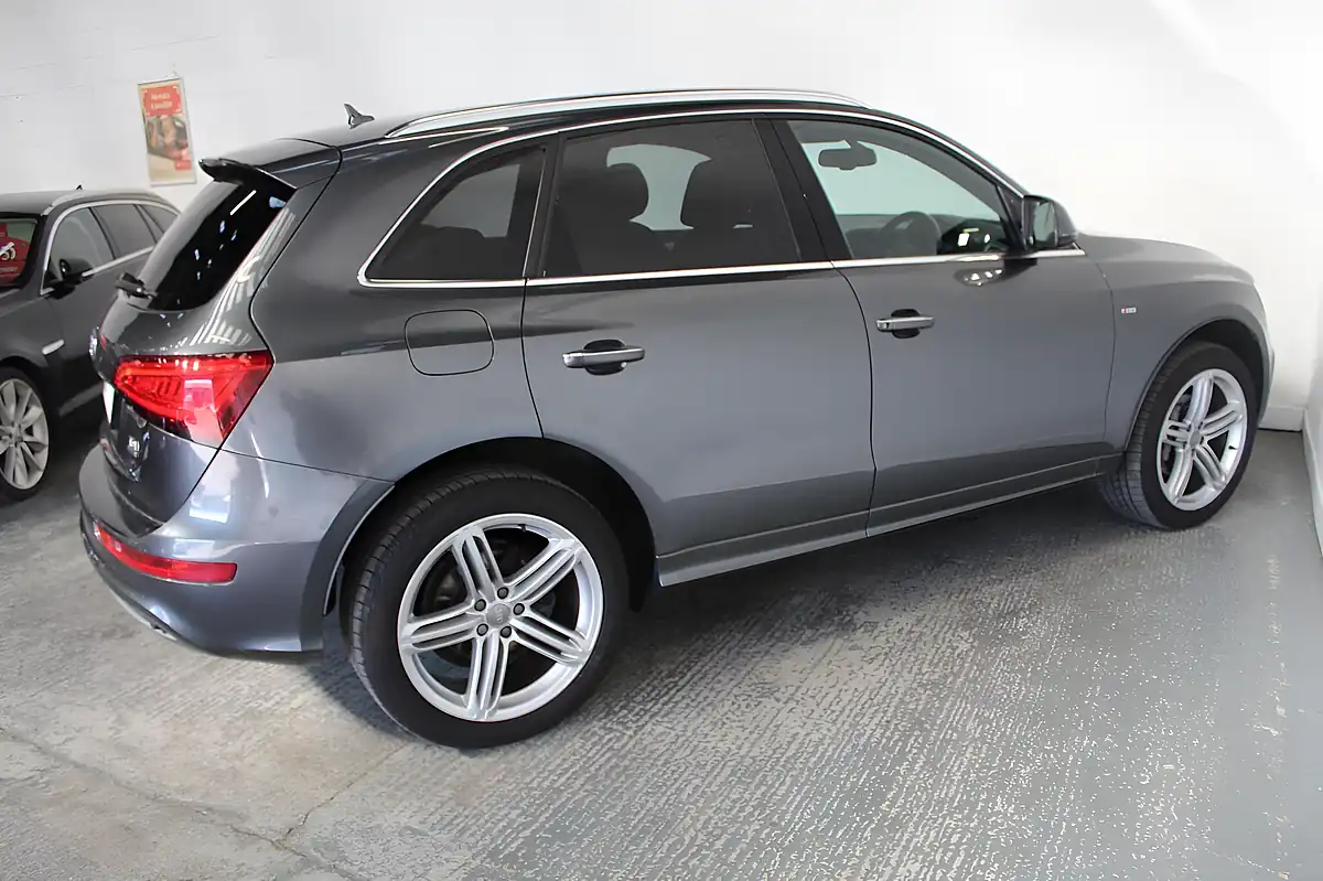 Used 2016 Audi Q5 S Line Plus Grey - Interior and Exterior details 8