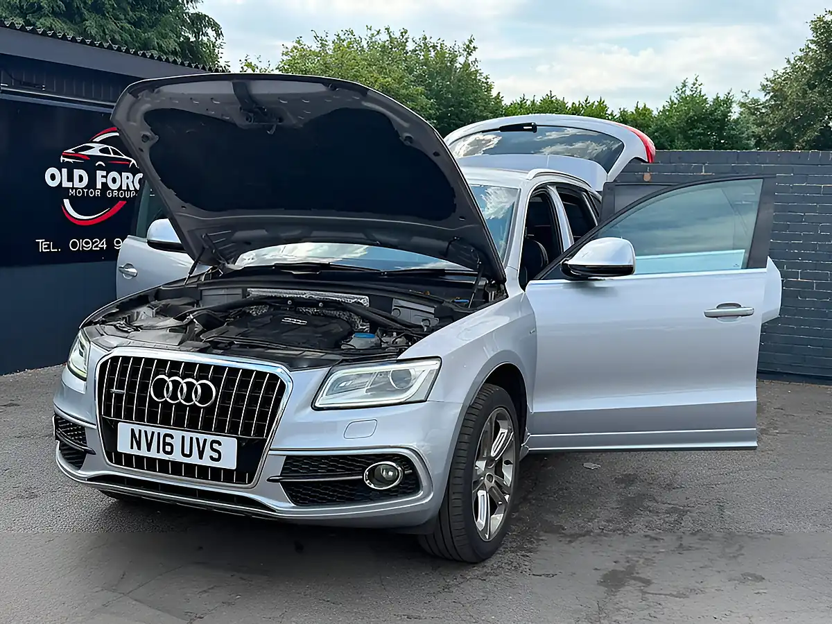Used 2016 Audi Q5 S Line Plus Silver - Interior and Exterior details 10