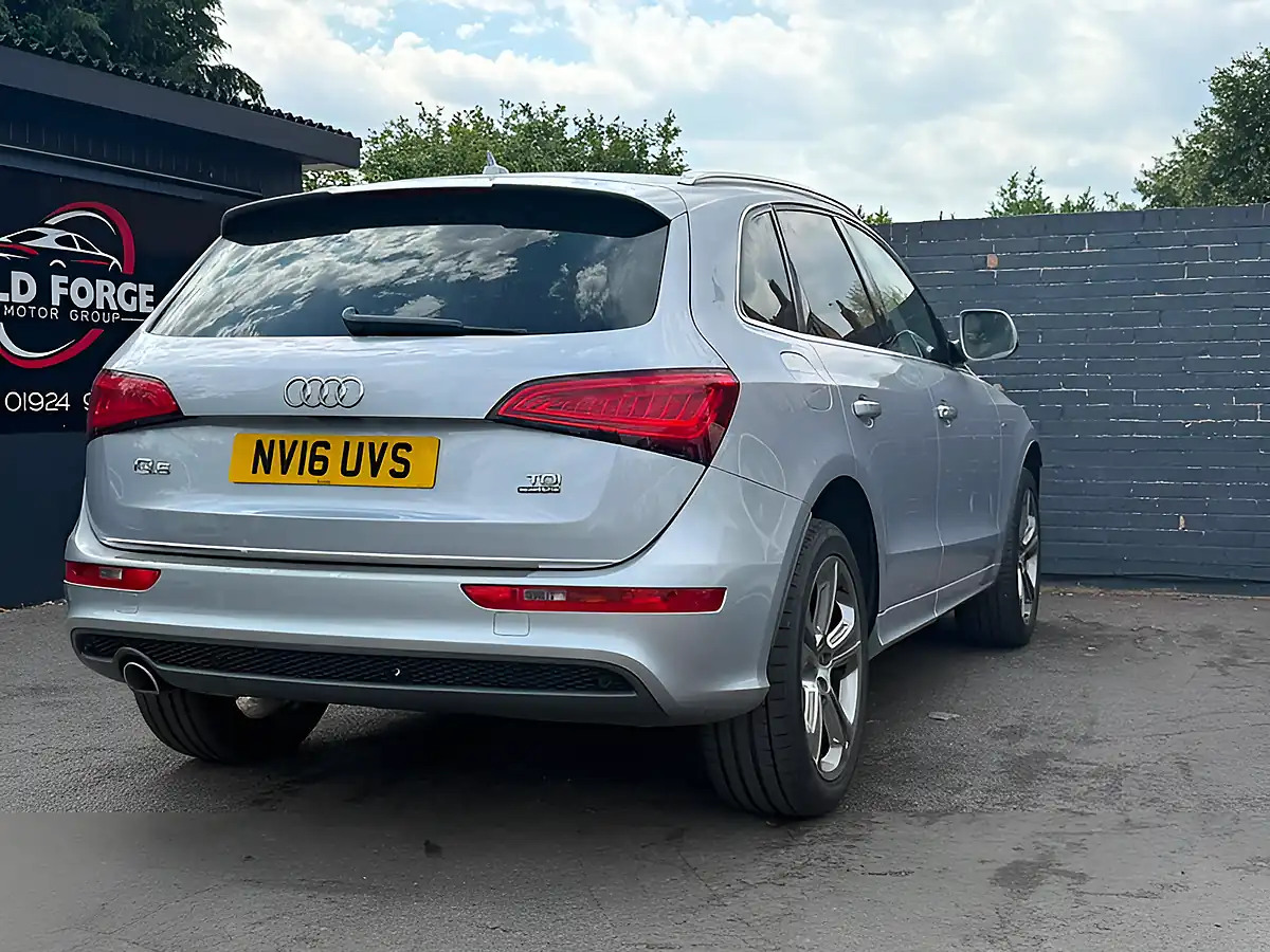 Used 2016 Audi Q5 S Line Plus Silver - Interior and Exterior details 13