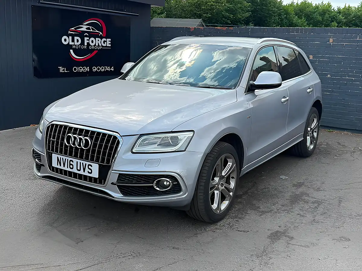Used 2016 Audi Q5 S Line Plus Silver - Interior and Exterior details 5