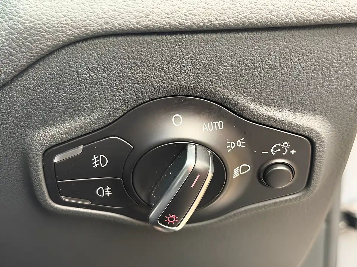 Used 2016 Audi Q5 S Line Plus Silver - Interior and Exterior details 20
