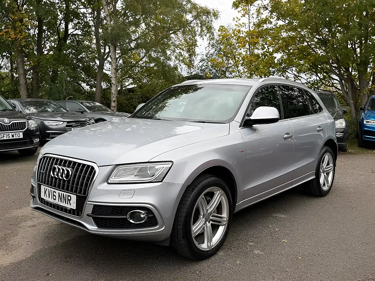 Used 2016 Audi Q5 S Line Plus Silver - Interior and Exterior details 9