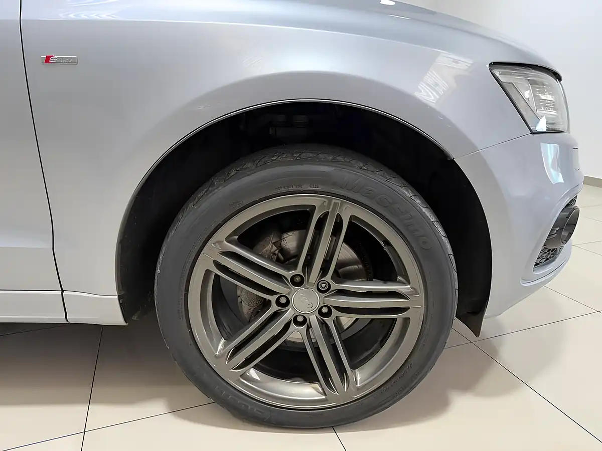 Used 2016 Audi Q5 S Line Plus Silver - Interior and Exterior details 10