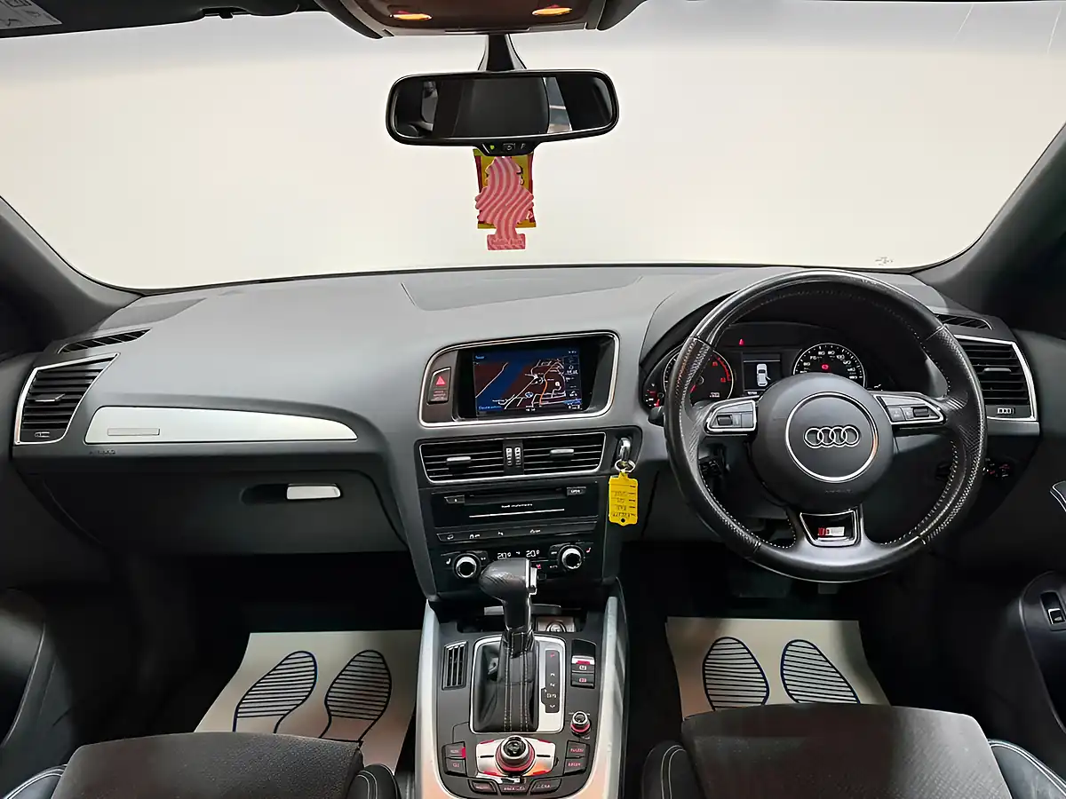 Used 2016 Audi Q5 S Line Plus Silver - Interior and Exterior details 4