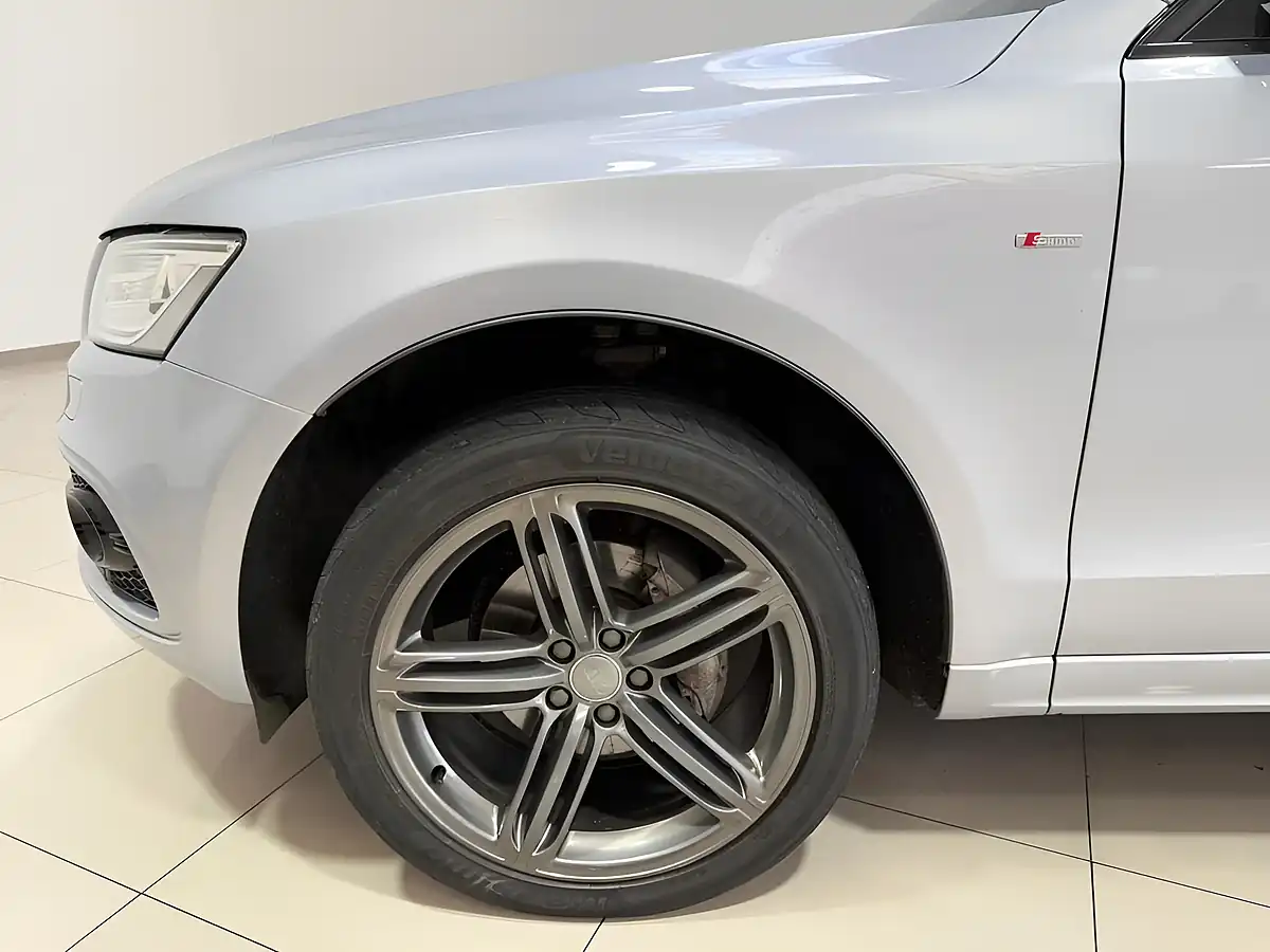 Used 2016 Audi Q5 S Line Plus Silver - Interior and Exterior details 5