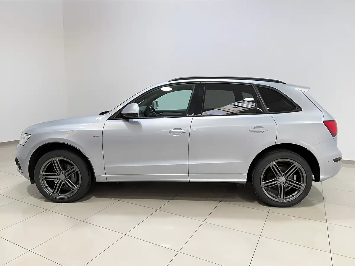 Used 2016 Audi Q5 S Line Plus Silver - Interior and Exterior details 6