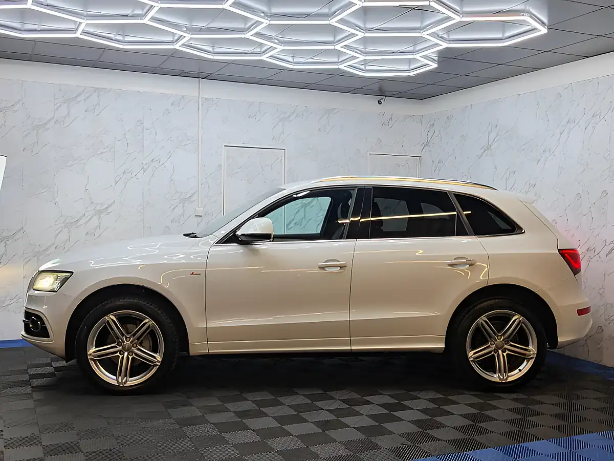 Used 2016 Audi Q5 S Line Plus White - Interior and Exterior details 8