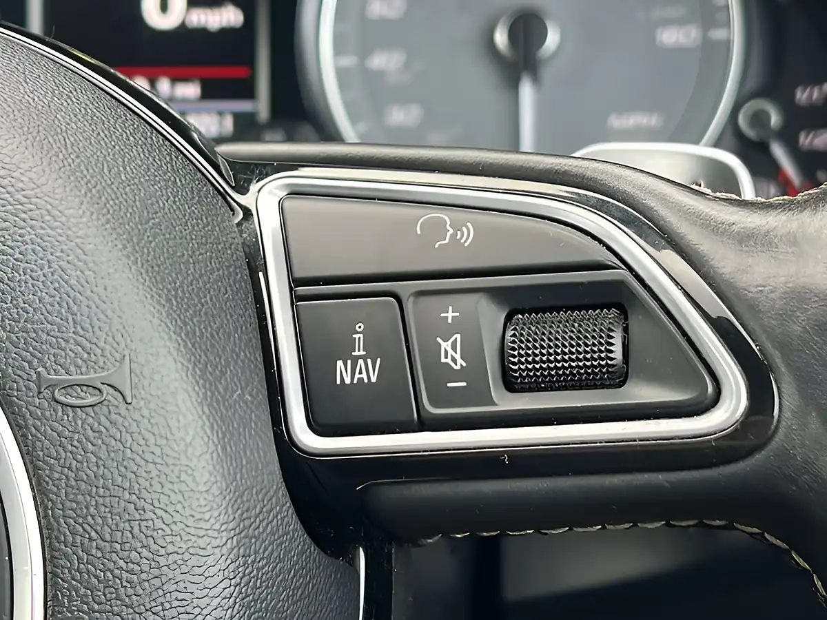 Used 2016 Audi Q5 SQ5 Moonlight Blue - Interior and Exterior details 17