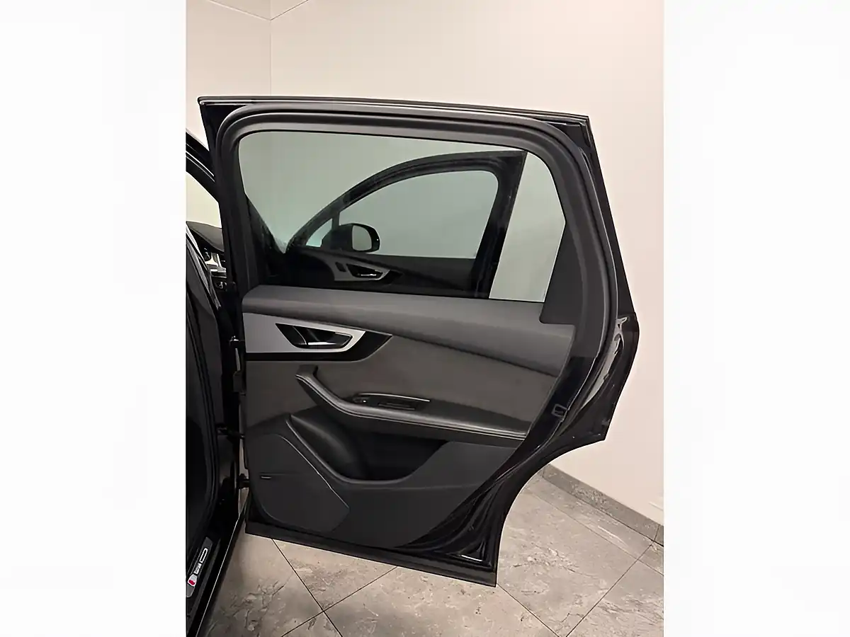 Used 2016 Audi Q7 S Line Black - Interior and Exterior details 14