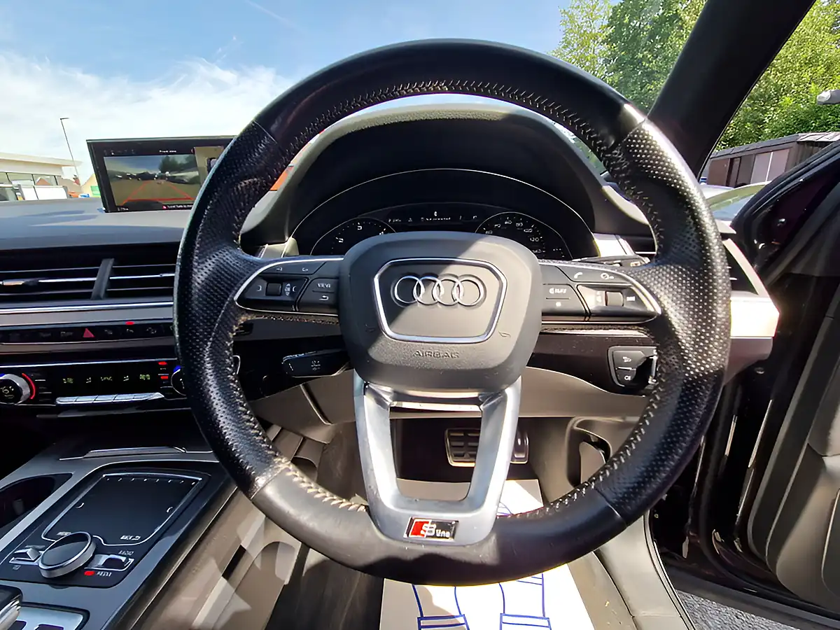 Used 2016 Audi Q7 S Line Black - Interior and Exterior details 18