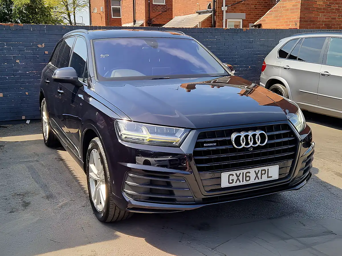 Used 2016 Audi Q7 S Line Black - Interior and Exterior details 3