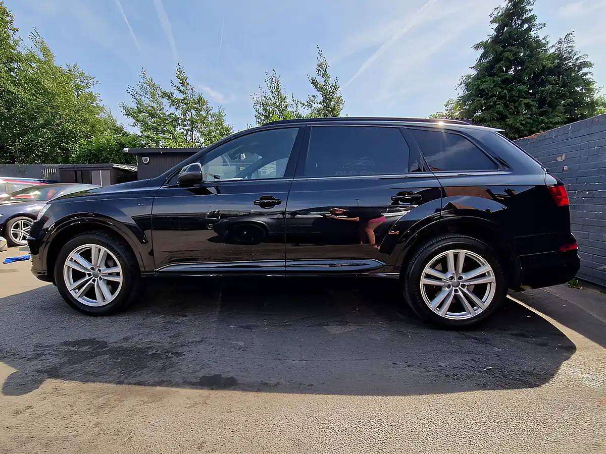 Used 2016 Audi Q7 S Line Black - Interior and Exterior details 6