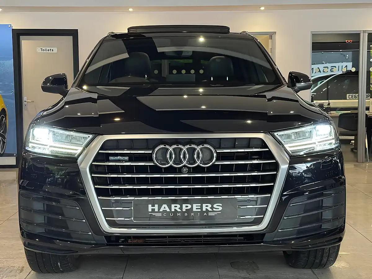 Used 2016 Audi Q7 S Line Black - Interior and Exterior details 2
