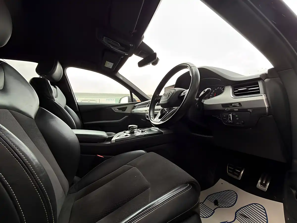 Used 2016 Audi Q7 S Line Black - Interior and Exterior details 15