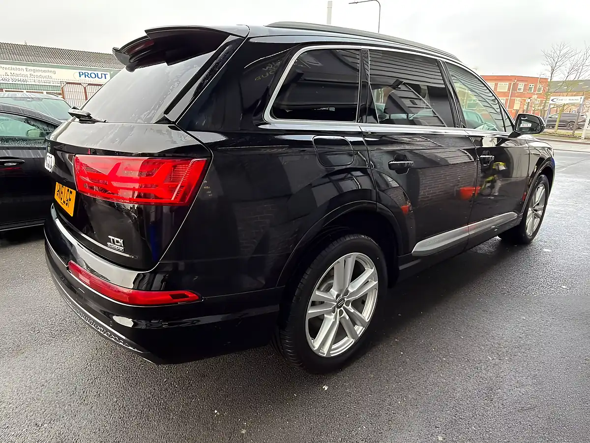 Used 2016 Audi Q7 S Line Black - Interior and Exterior details 8