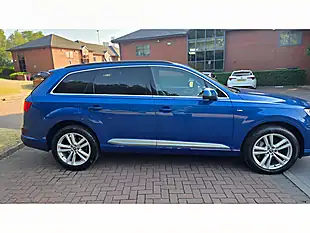 Used 2016 Audi Q7 S Line Blue - Interior and Exterior details 8
