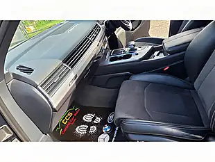 Used 2016 Audi Q7 S Line Blue - Interior and Exterior details 18