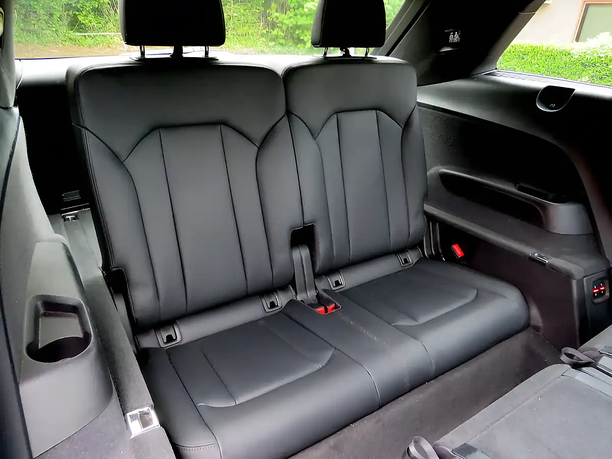 Used 2016 Audi Q7 S Line Daytona Grey Pearlescent - Interior and Exterior details 13