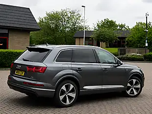 Used 2016 Audi Q7 S Line Daytona Grey Pearlescent - Interior and Exterior details 3