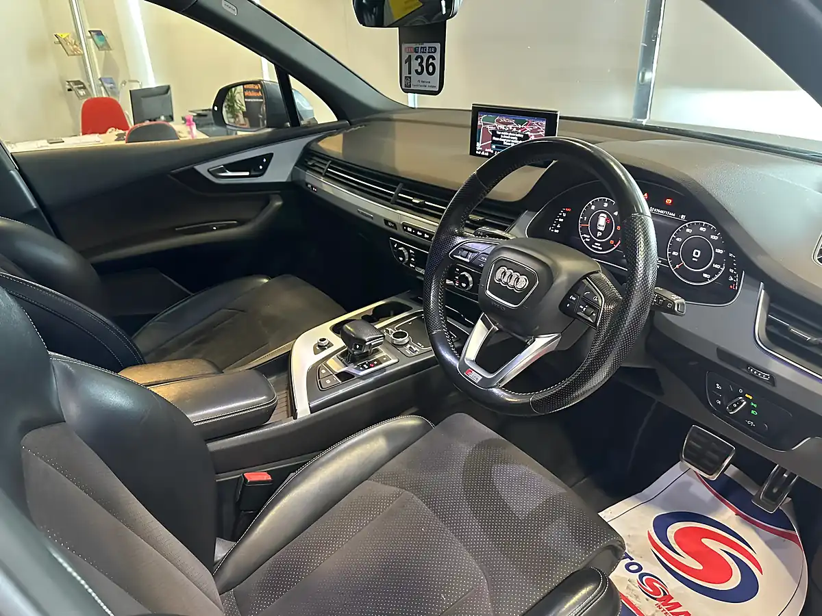 Used 2016 Audi Q7 S Line Grey - Interior and Exterior details 12
