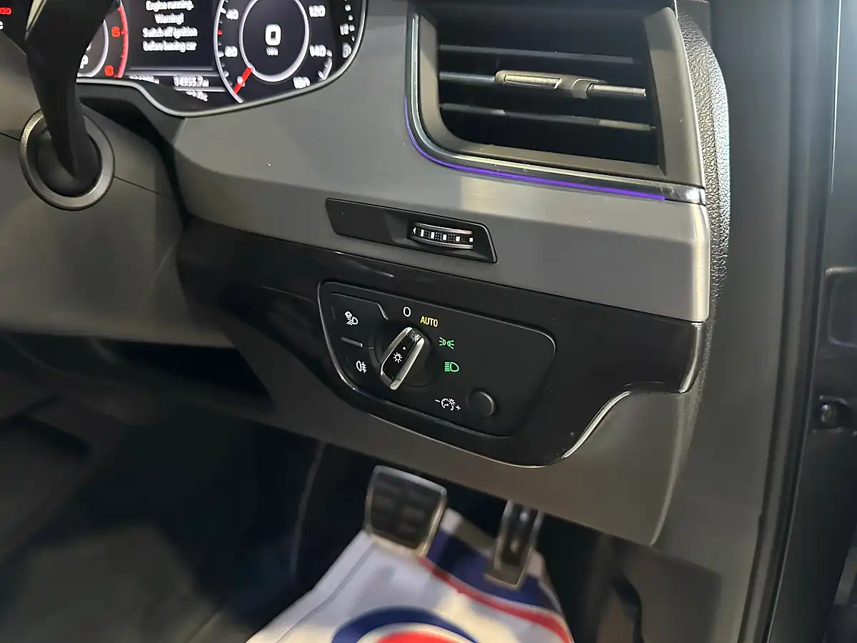 Used 2016 Audi Q7 S Line Grey - Interior and Exterior details 17