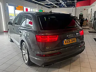 Used 2016 Audi Q7 S Line Grey - Interior and Exterior details 5