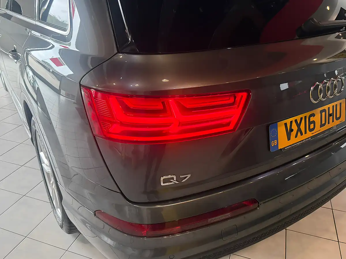 Used 2016 Audi Q7 S Line Grey - Interior and Exterior details 6