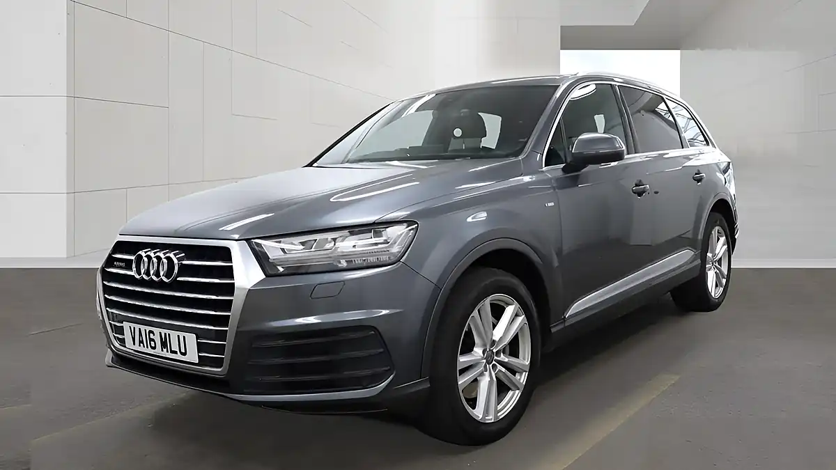 Used 2016 Audi Q7 S Line Grey - Interior and Exterior details 2