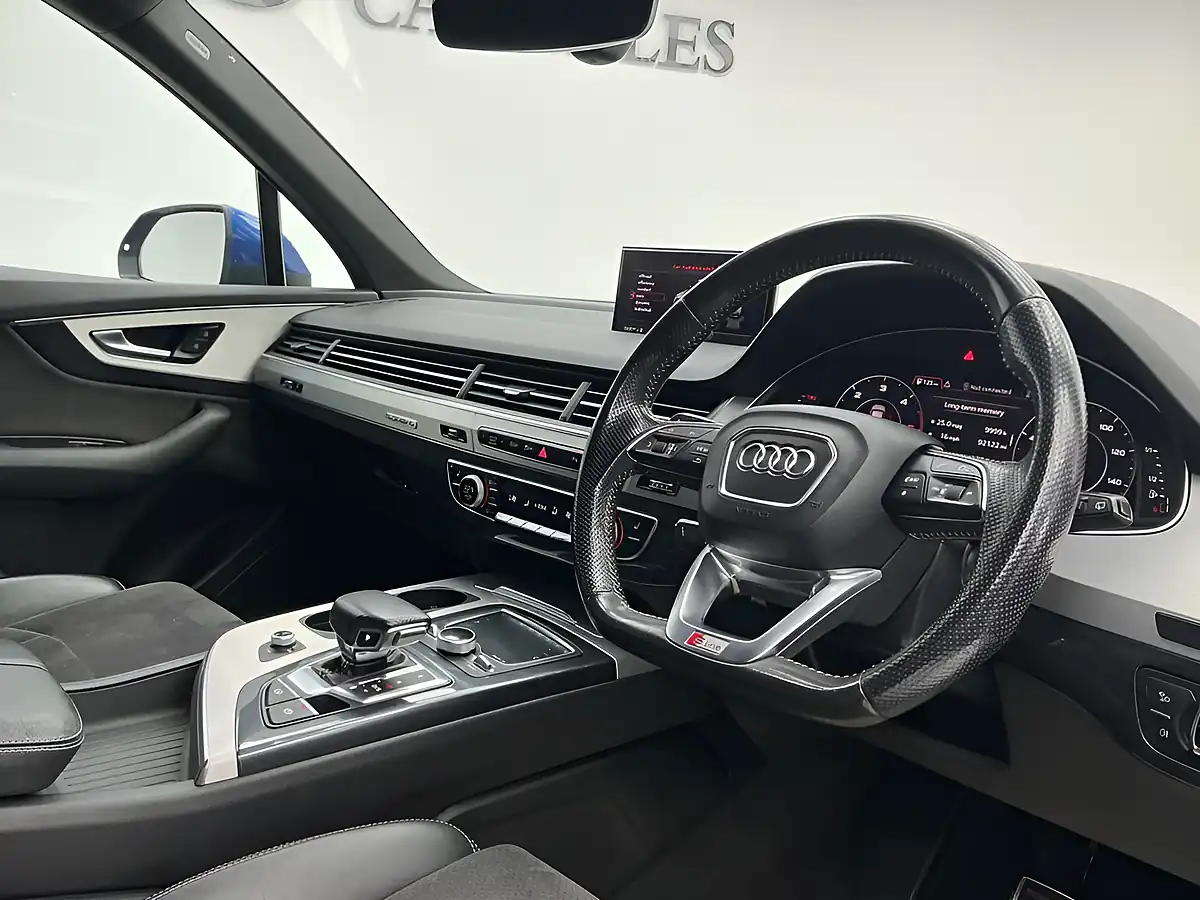 Used 2016 Audi Q7 S Line Sepang Blue - Interior and Exterior details 13